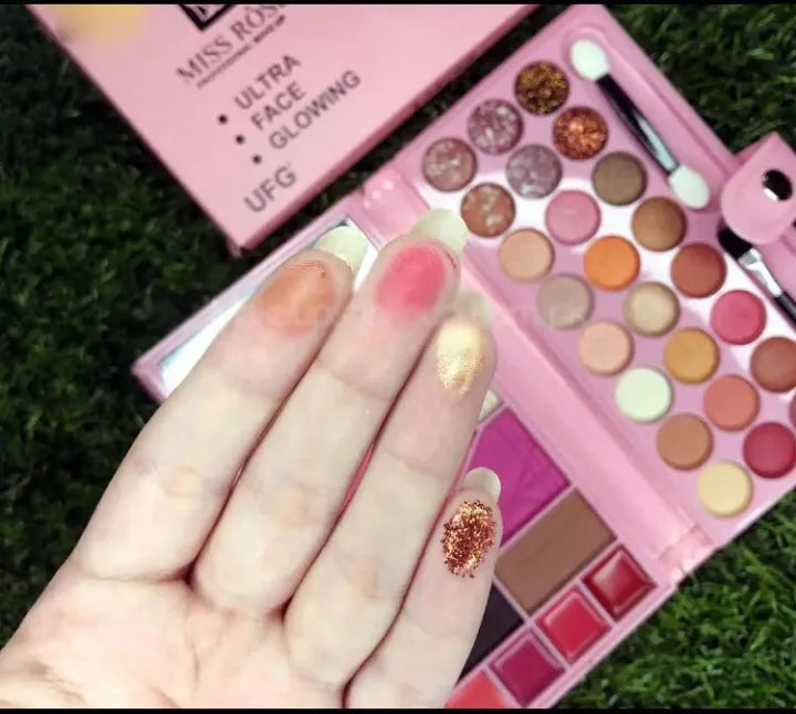 Ultra Beauty 35 Color Makeuo Kit